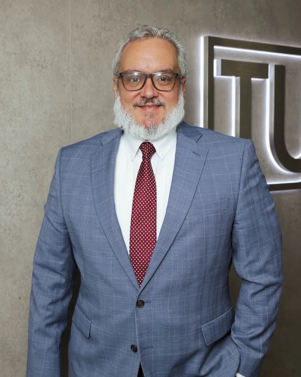 Lcdo. Gerardo Bosques